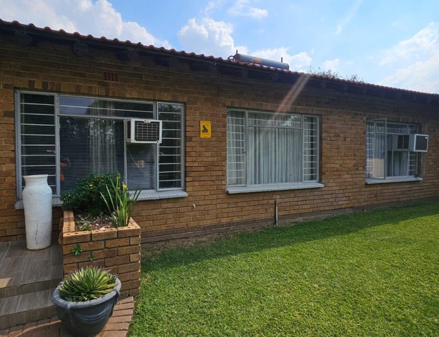4 Bedroom Property for Sale in Vaalpark Free State